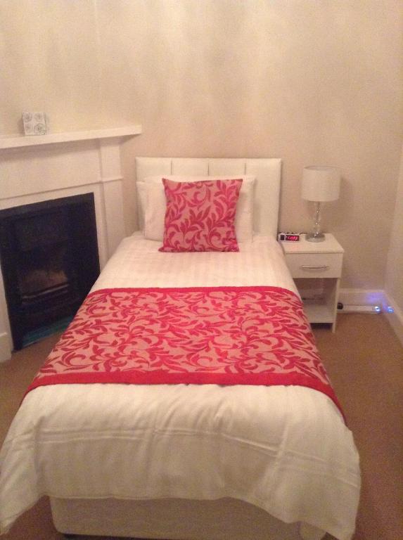 Ailsa Guest House room 3